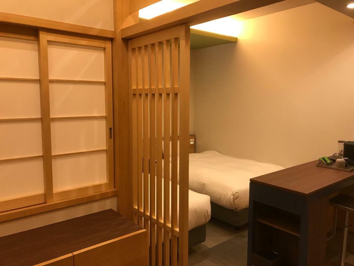 Hotel Yururito Oszaka Kültér fotó
