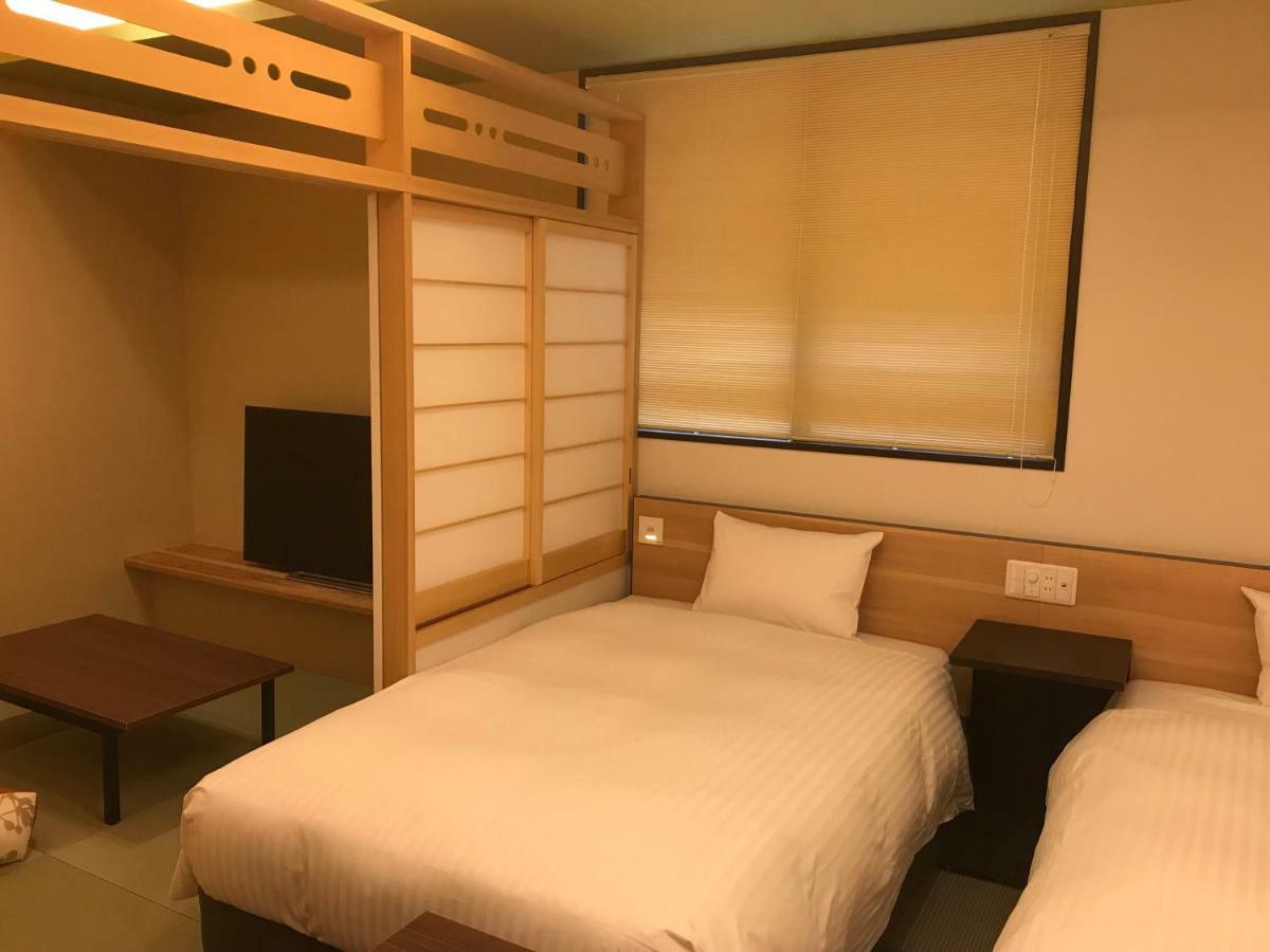 Hotel Yururito Oszaka Kültér fotó